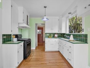 2114 Marin Ave, Berkeley CA 94707