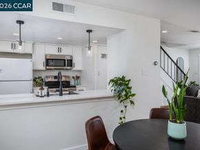 5509 Roundtree Dr E, Concord CA 94521