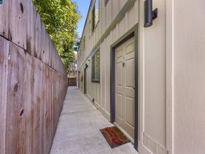 1037 Stannage Ave, Albany CA 94706