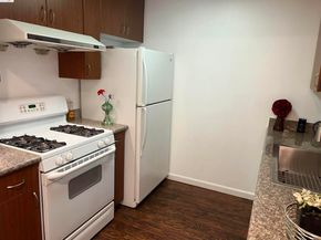 989 Franklin Street 307, Oakland CA 94607