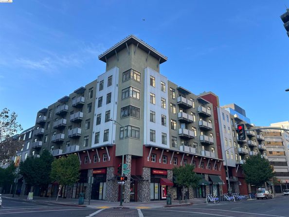 989 Franklin Street 307, Oakland CA 94607