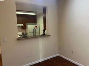 989 Franklin Street 307, Oakland CA 94607