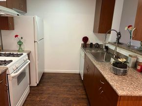 989 Franklin Street 307, Oakland CA 94607
