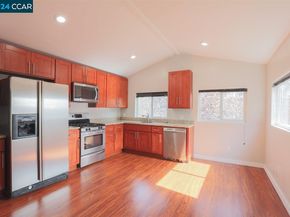 3114 Magnolia St, Oakland CA 94608