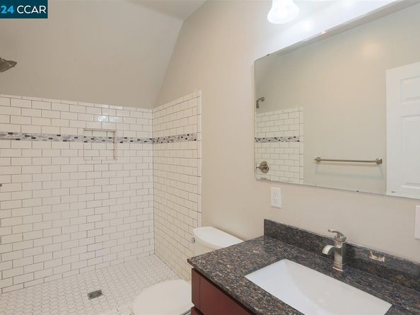 3114 Magnolia St, Oakland CA 94608