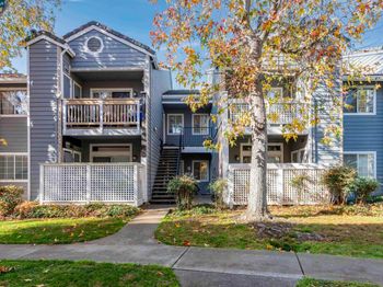 611 Waterford Pl