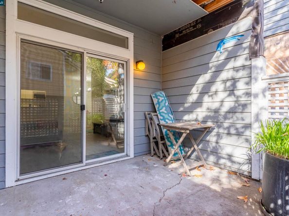 611 Waterford Pl, Pinole CA 94564