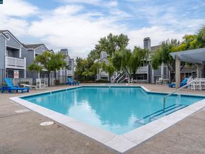 611 Waterford Pl, Pinole CA 94564