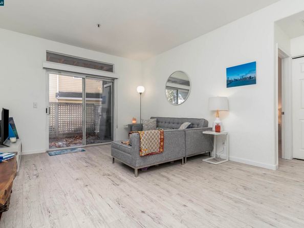 611 Waterford Pl, Pinole CA 94564