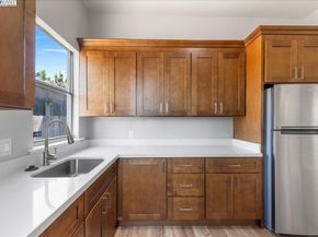 3214 13Th Ave, Oakland CA 94610