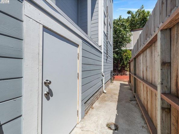 3214 13Th Ave, Oakland CA 94610