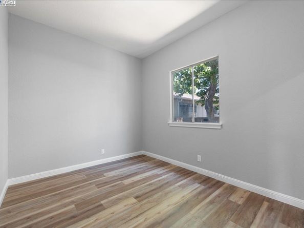 3214 13Th Ave, Oakland CA 94610