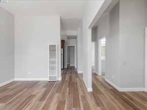3214 13Th Ave, Oakland CA 94610