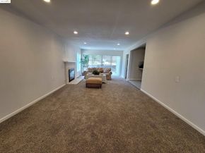 7856 Ney Ave, Oakland CA 94605
