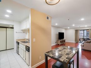 1132 carpentier st 210, San Leandro CA 94577