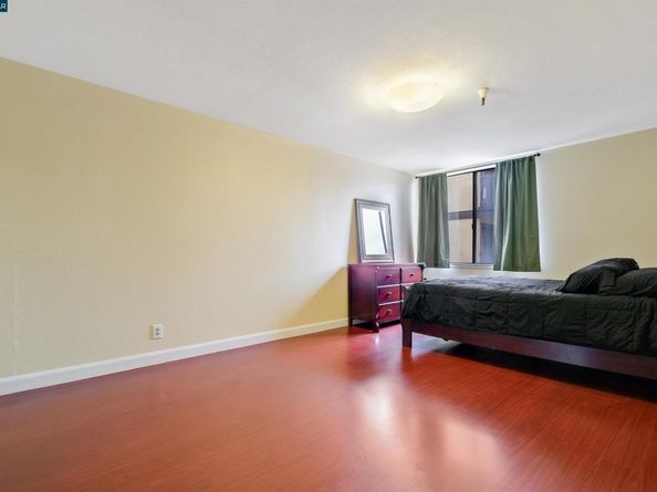 1132 carpentier st 210, San Leandro CA 94577