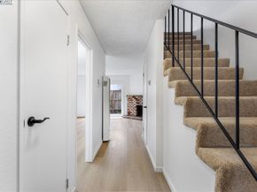 10401 Shaw St 401, Oakland CA 94605