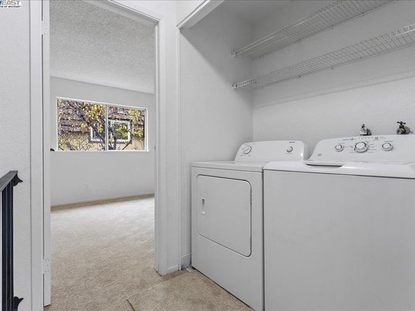 10401 Shaw St 401, Oakland CA 94605