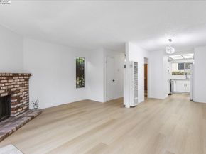 10401 Shaw St 401, Oakland CA 94605