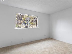 10401 Shaw St 401, Oakland CA 94605