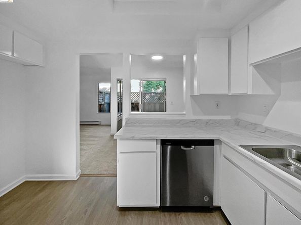 1023 Delna Manor Lane, San Jose CA 95128