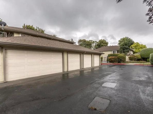 1023 Delna Manor Lane, San Jose CA 95128