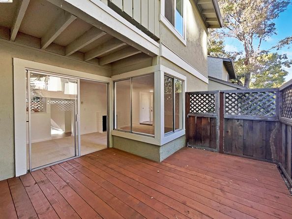 1023 Delna Manor Lane, San Jose CA 95128