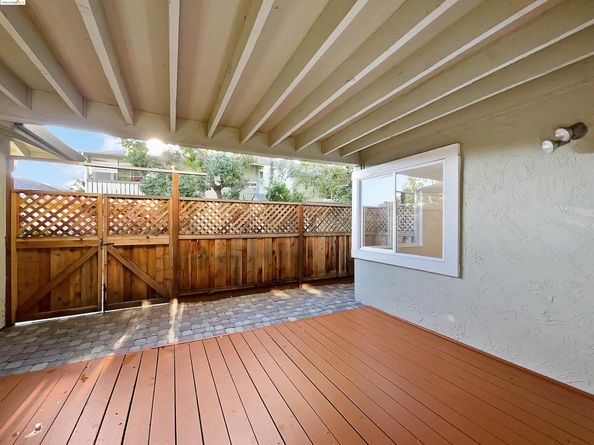 1023 Delna Manor Lane, San Jose CA 95128