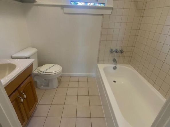 1213 Park Ave, Alameda CA 94501