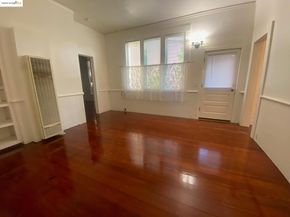 1213 Park Ave, Alameda CA 94501