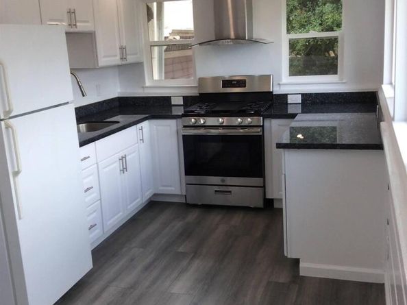 1213 Park Ave, Alameda CA 94501
