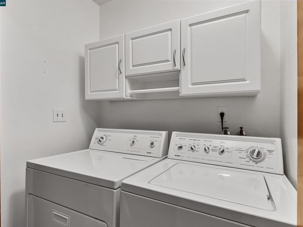 1383 Hull Ln, Martinez CA 94553