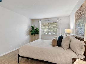 1383 Hull Ln, Martinez CA 94553