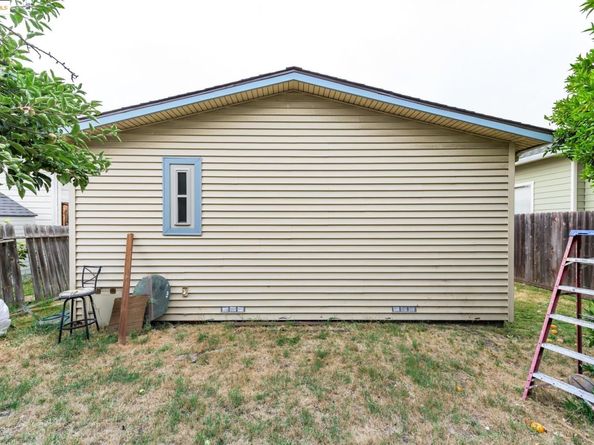 1954 84Th Ave, Oakland CA 94621