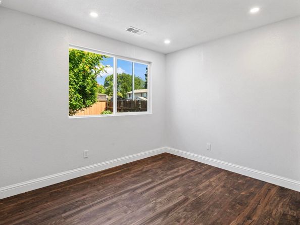 4189 Ogden Dr, Fremont CA 94538