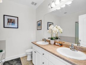 6063 Old Quarry Loop, Oakland CA 94605