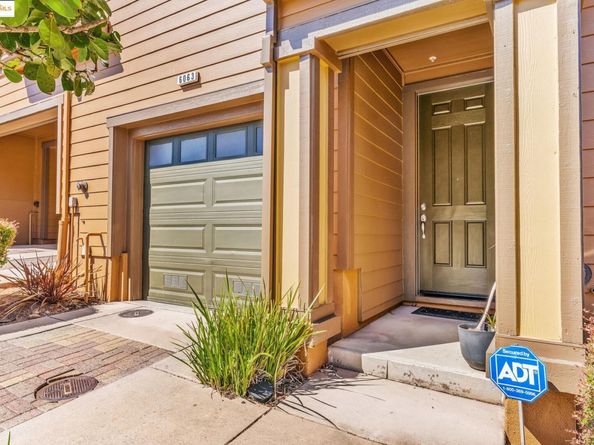 6063 Old Quarry Loop, Oakland CA 94605