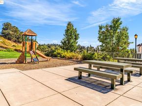 6063 Old Quarry Loop, Oakland CA 94605