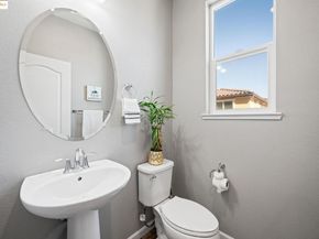 1280 Gusty Loop #4 4, Livermore CA 94550