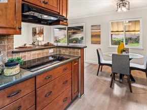 25631 Paul Ct, Hayward CA 94541