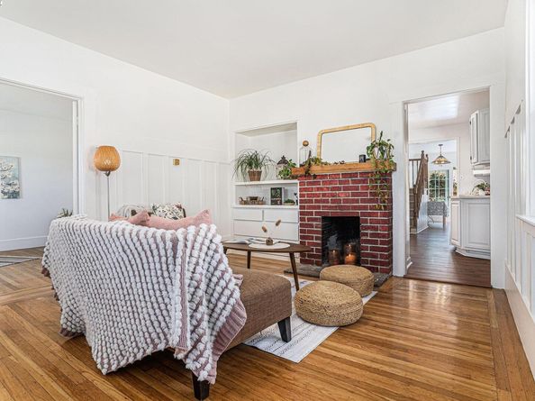 2210 Clement Ave, Alameda CA 94501