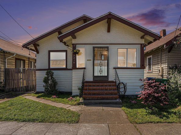 2210 Clement Ave, Alameda CA 94501