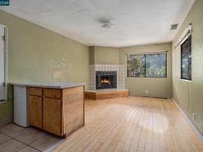 5860 Leona St, Oakland CA 94605