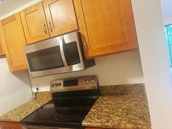 450 N Civic Dr 311, Walnut Creek CA 94596