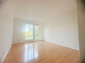450 N Civic Dr 311, Walnut Creek CA 94596
