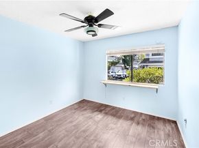 10126 Reseda 121, Northridge (los Angeles) CA 91324