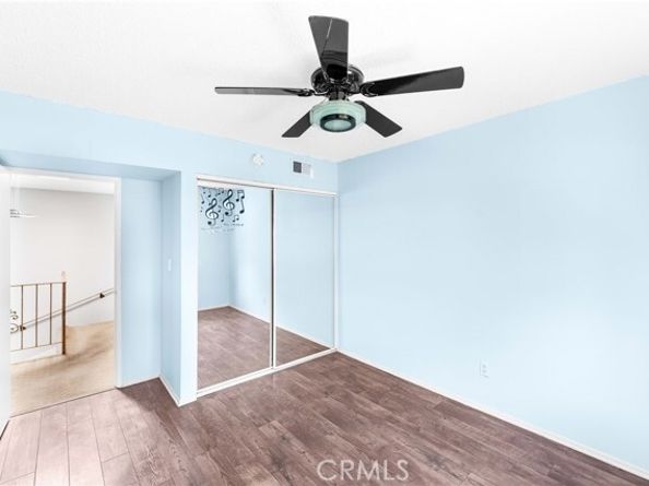 10126 Reseda 121, Northridge (los Angeles) CA 91324