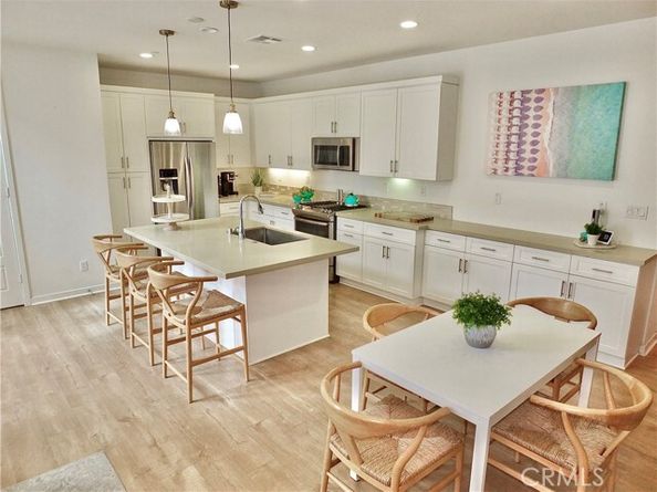 69 Prominence, Lake Forest (el Toro) CA 92630