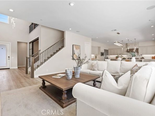 261 Huckleberry, Lake Forest (el Toro) CA 92630