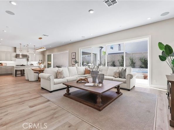 261 Huckleberry, Lake Forest (el Toro) CA 92630